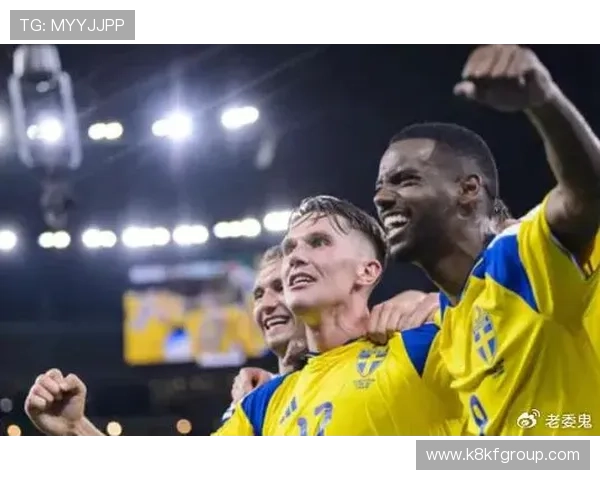 世界杯日本对瑞典比赛中两国国旗的互动场面及其引发的球迷热议分析